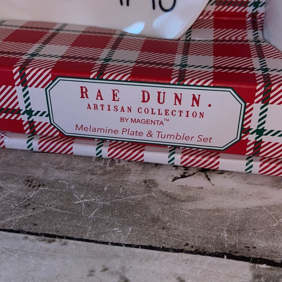 Rae Dunn New Melamine Plate & Cup Set Merry Christmas Cheer - Picture 2 of 7